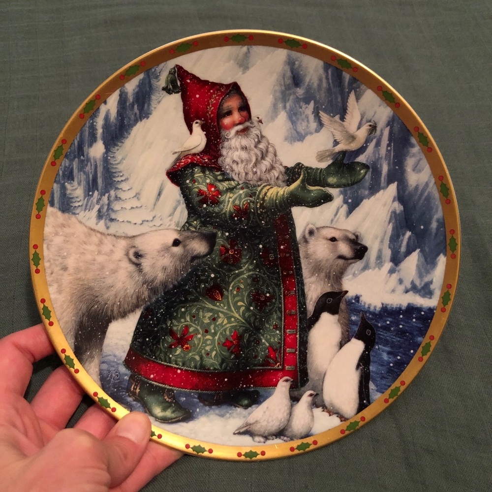 Festive Santa and Polar Bears Decorative Plate